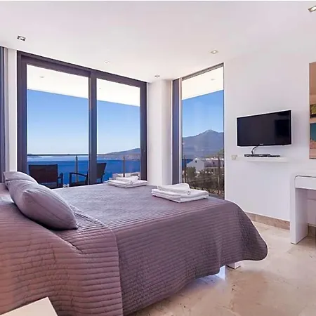 In Sleeps 8 Includes Swimming Pool Air Con And Wifi 2 Villa Kalkan