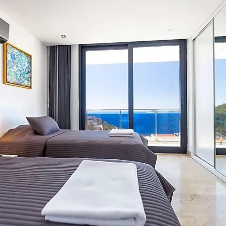 In Sleeps 8 Includes Swimming Pool Air Con And Wifi 2 Villa Kalkan